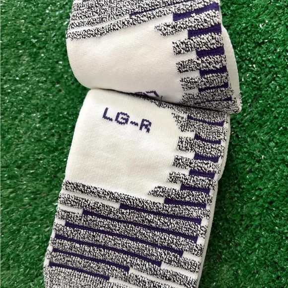NEW NIKE GRIP CREW FOOTBALL SOCKS - Picture 4 of 7
